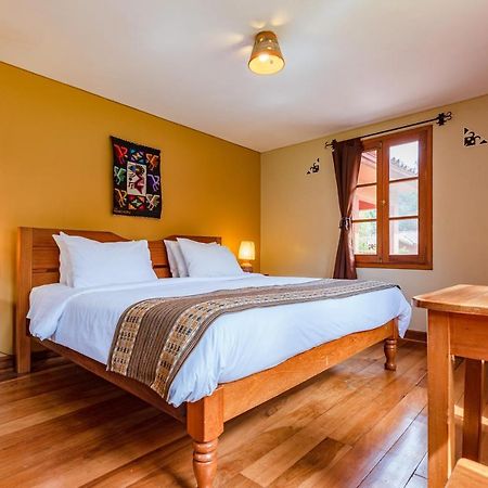 Hotel Pakaritampu Ollantaytambo Exteriör bild