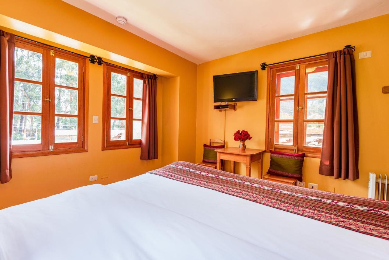 Hotel Pakaritampu Ollantaytambo Exteriör bild