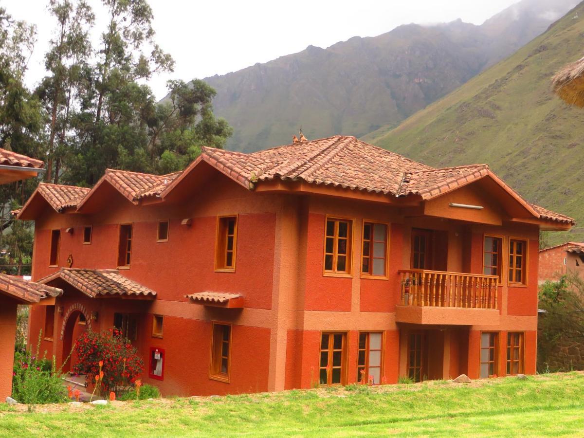 Hotel Pakaritampu Ollantaytambo Exteriör bild
