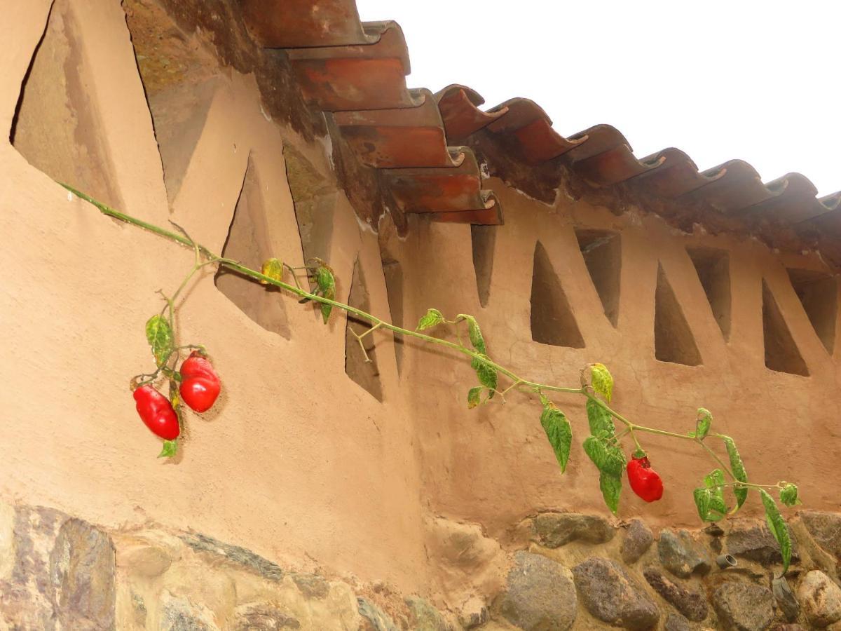 Hotel Pakaritampu Ollantaytambo Exteriör bild