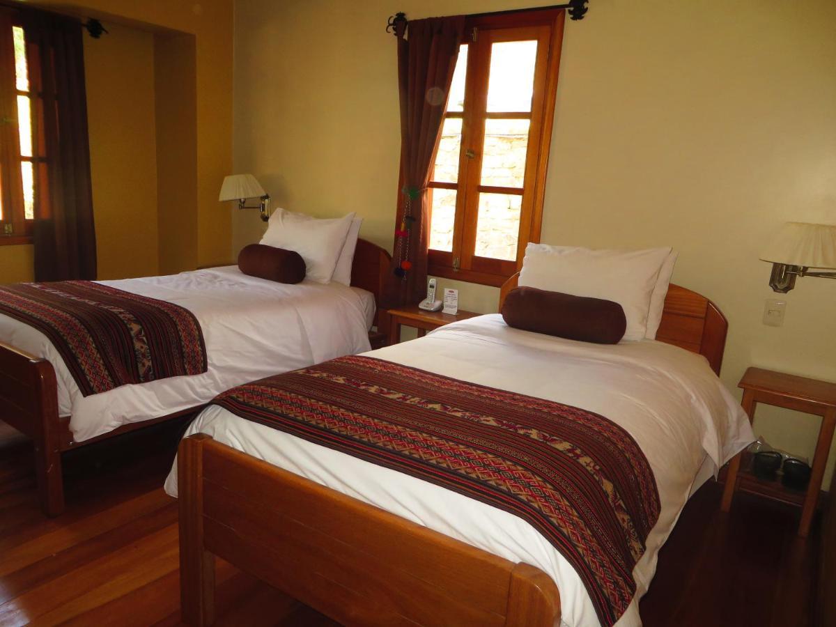 Hotel Pakaritampu Ollantaytambo Exteriör bild